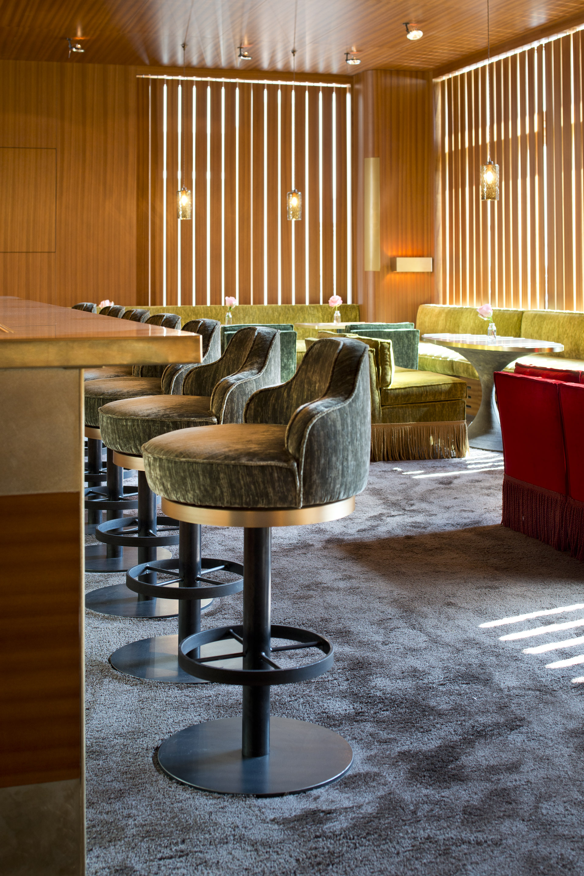 Theresa Bar – Furniture by SevenElohim